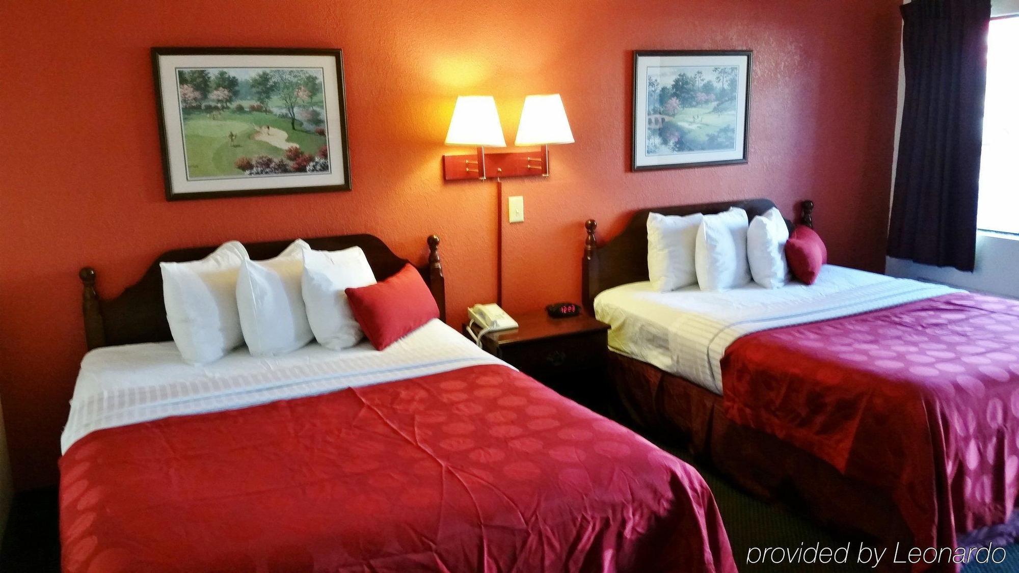 Country Hearth Inn & Suites Augusta Eksteriør bilde